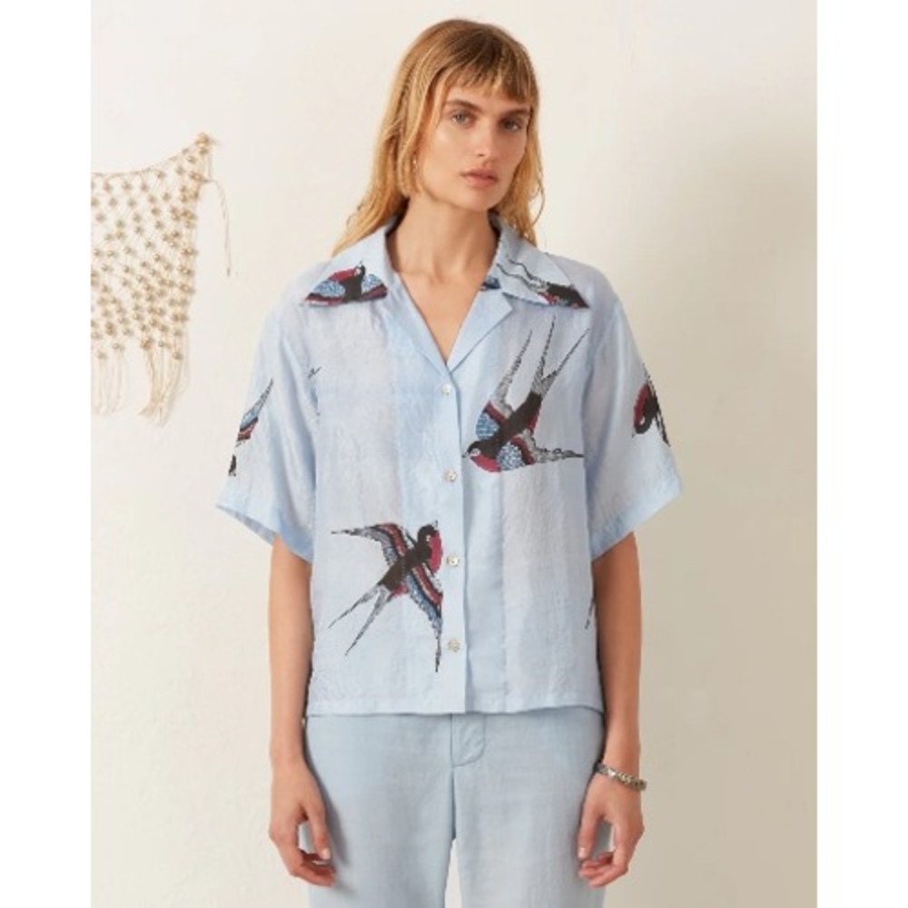 Alix Of Bohemia Stevie Swallow Silk Shirt Blue Bird Print Medium NWT Swallow